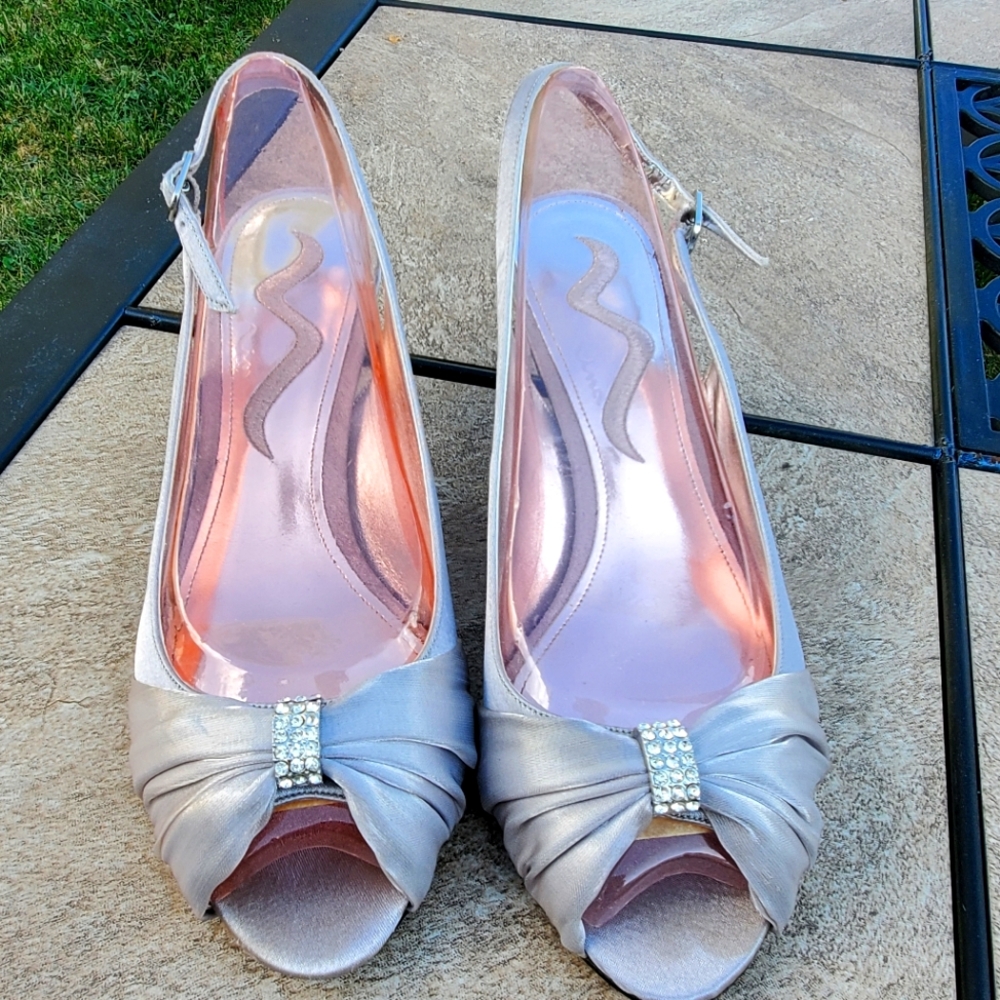 Nina heels